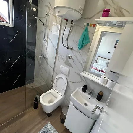 Mesic Apartment